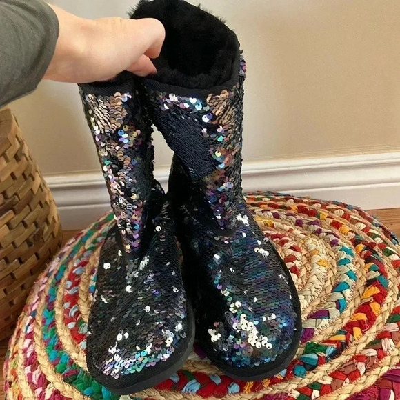 Juicy  Couture sequin boots - Picture 1 of 7